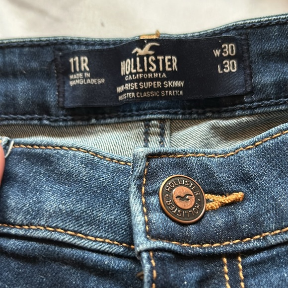 HOLLISTER BLUE SKINNY JEANS - Picture 5 of 7